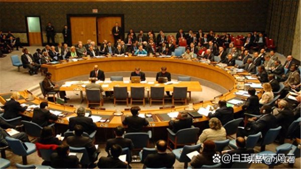 杠杆配资助手网 安理会罕见全票通过! 美俄立场一致中国表态, 决议背后有何玄机?